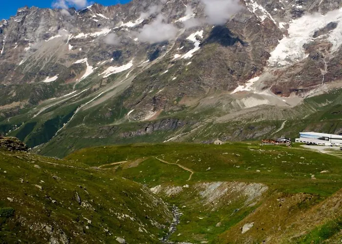 Casa Preziosa Cielo Alto * Breuil-Cervinia